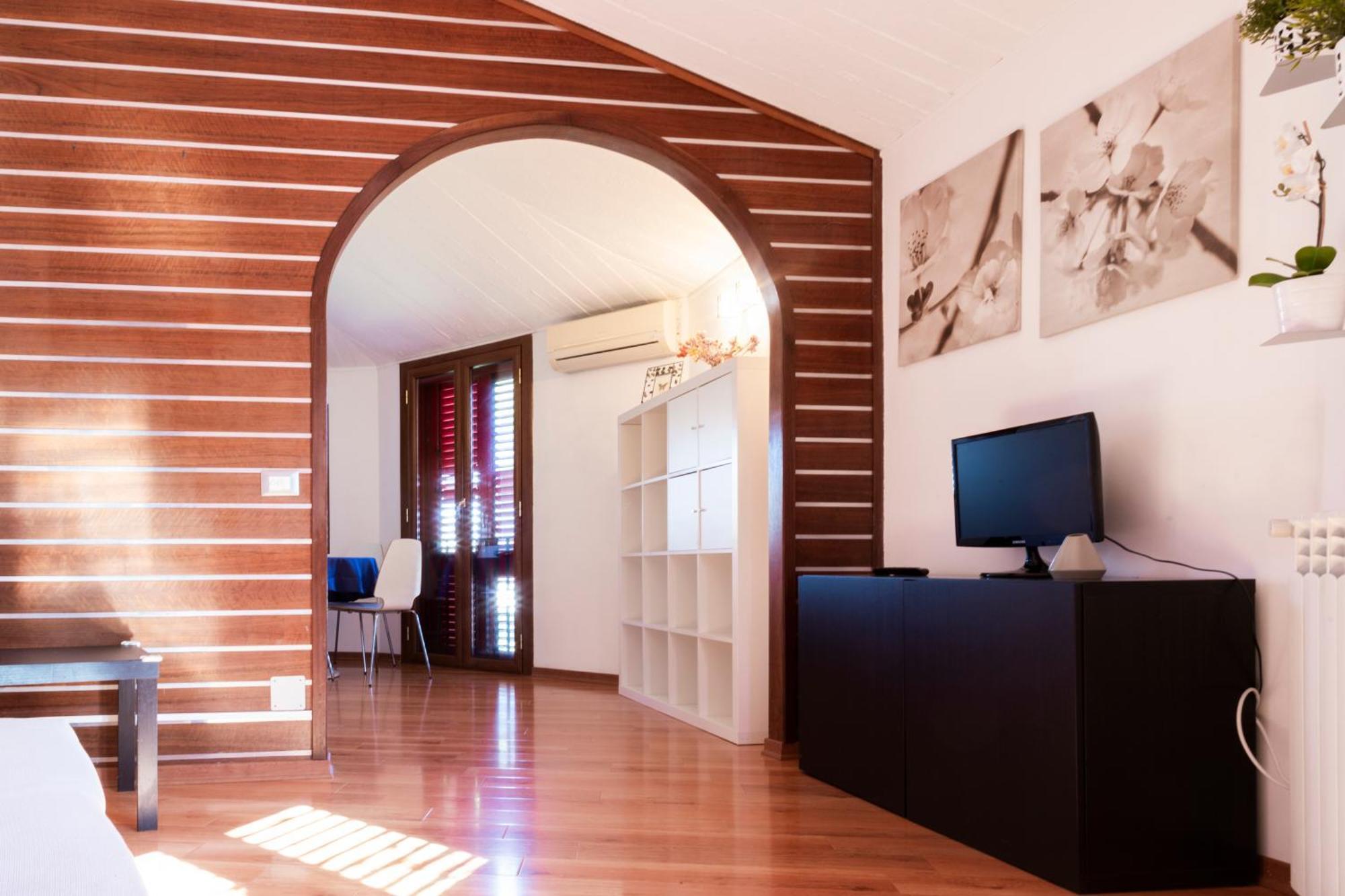 Magnolia Design Apartment อาชิ กัสเตลโล ภายนอก รูปภาพ